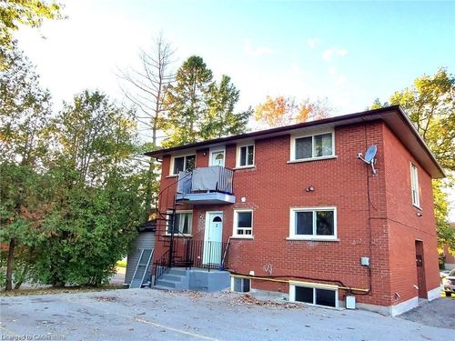 3-155 Chandler Dr, Kitchener, ON, N2E1H1 | Card Image