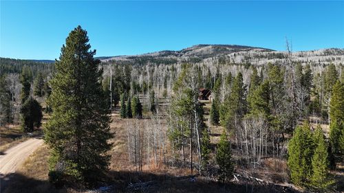 22523 Cheyenne Trl, Oak Creek, CO, 80467-8528 | Card Image