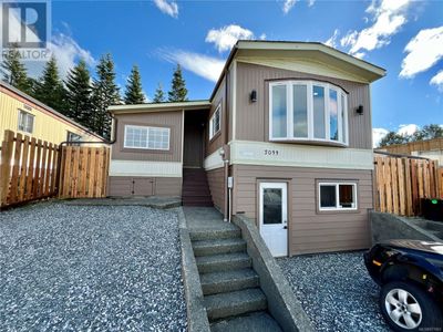 2033 Chelan Cres, House other with 3 bedrooms, 2 bathrooms and 2 parking in Port McNeill BC | Image 3