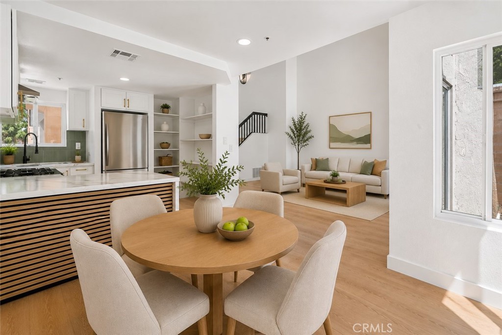 Residential in Fontana 5