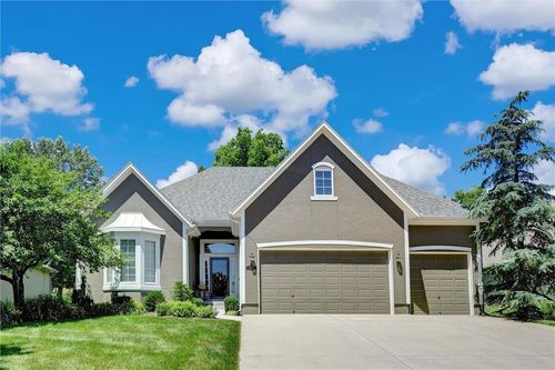 14780 S Glen Eyrie St, Olathe, KS, 66061-8504 | Card Image