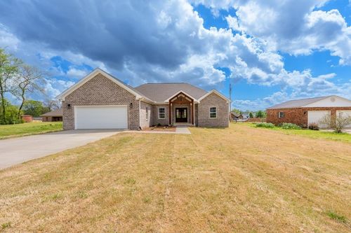 806 Grand Ave, Muscle Shoals, AL, 35661-2214 | Card Image