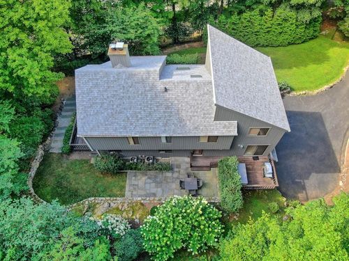 569 Millwood Rd, Chappaqua, NY, 10514-1317 | Card Image