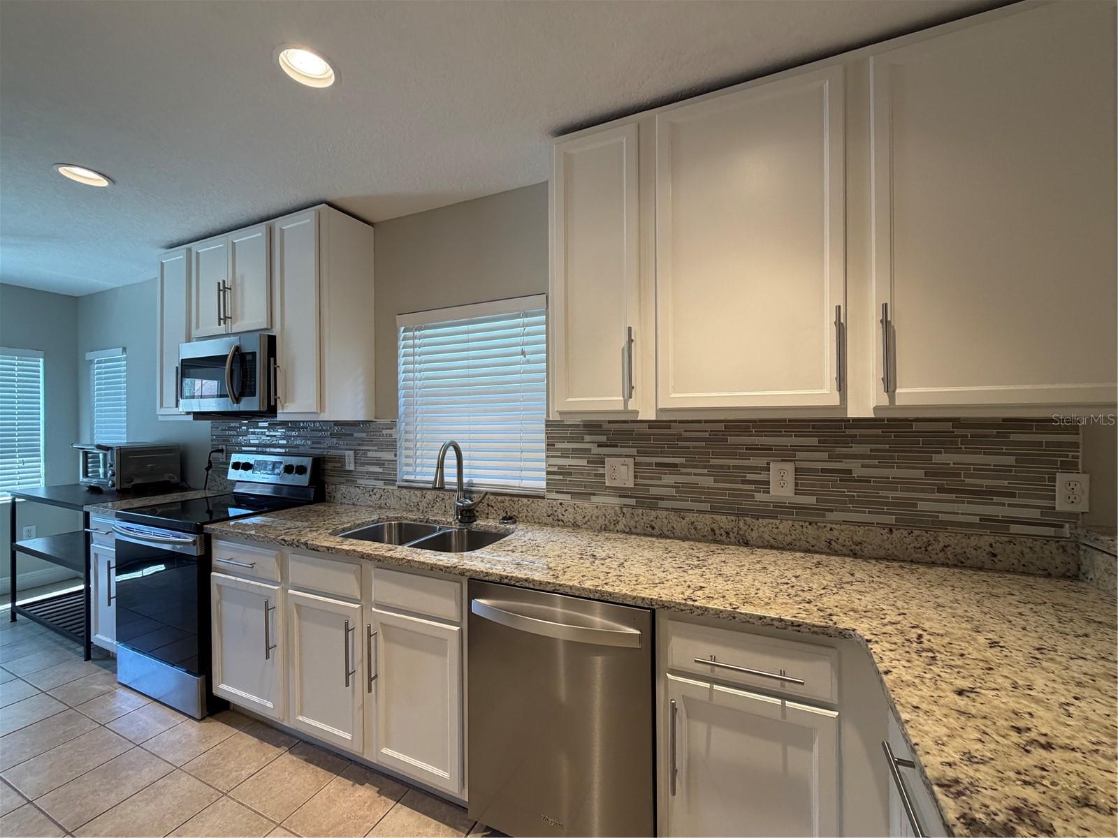 Residential Lease in TAMPA 5