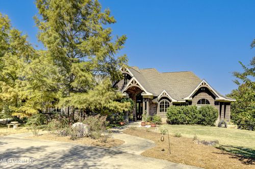 626 Cedar Hill Rd, Flora, MS, 39071-9518 | Card Image