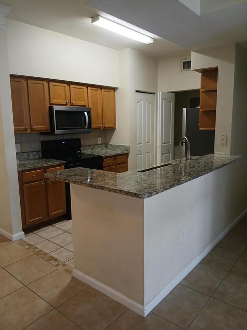 apt-7202-9833 Baywinds Dr, West Palm Beach, FL, 33411-1853 | Card Image