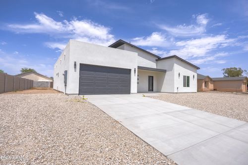 11752 W Benito Dr, Arizona City, AZ, 85123-6055 | Card Image