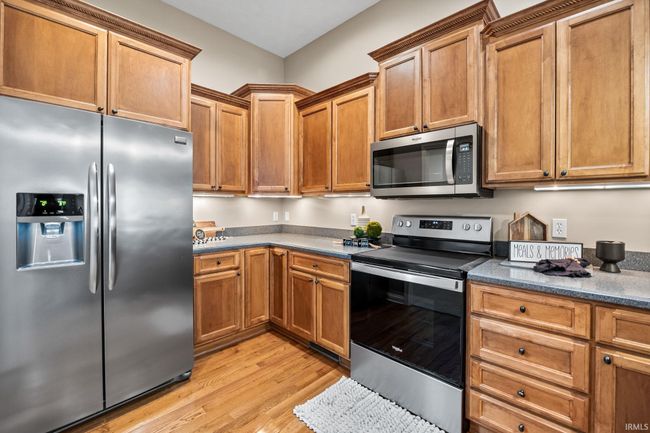 1733 Mill Pond Ln, Condo with 3 bedrooms, 2 bathrooms and null parking in Lafayette IN | Image 11