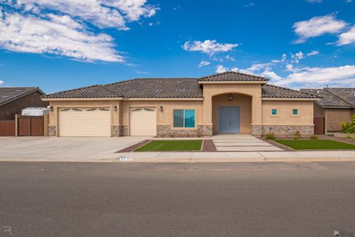 5722 E 44th Pkwy, Yuma, AZ, 85365-0027 | Card Image
