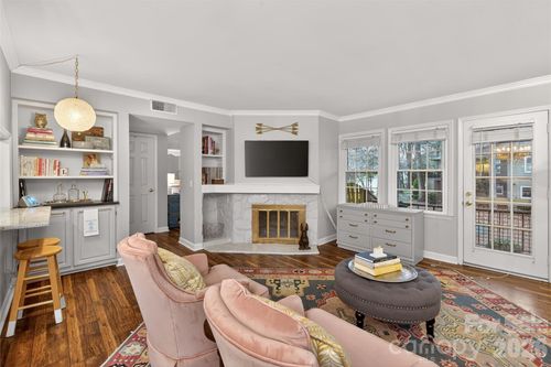 3805 Colony Crossing Dr, Charlotte, NC, 28226-4815 | Card Image