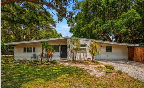 4437 W Bay Ave, TAMPA, FL, 33616-1001 | Card Image