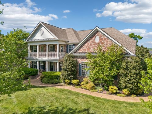 9224 Sydney Ln, Brentwood, TN, 37027-8152 | Card Image