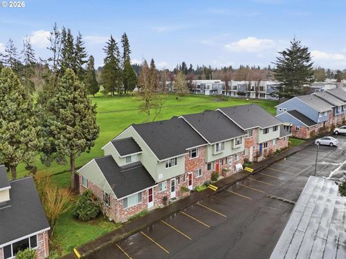 1308 Ne Hogan Dr, Gresham, OR, 97030 | Card Image
