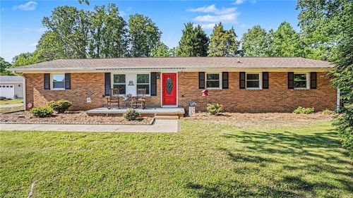 4219 Langden Dr, Winston Salem, NC, 27107-7021 | Card Image