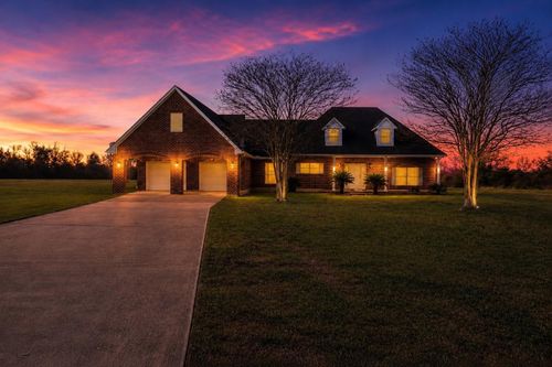 3627 Madison Ave, Beach City, TX, 77523-5467 | Card Image