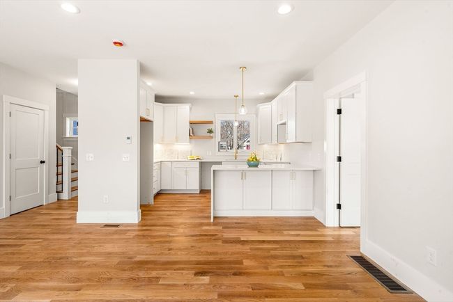 156 Beach Rd, House other with 4 bedrooms, 4 bathrooms and 4 parking in Salisbury MA | Image 5