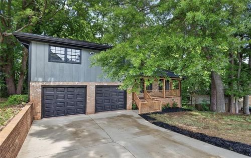 2164 Riverbrook Rd, Decatur, GA, 30035-2921 | Card Image