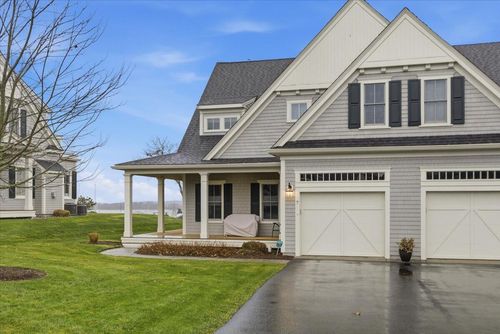 7-1090 Shore Rd, Cataumet, MA, 02534-1105 | Card Image