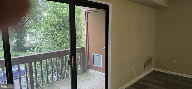 APT-301 - 10725 West Dr, Condo with 2 bedrooms, 1 bathrooms and null parking in FAIRFAX VA | Image 5