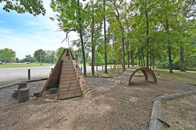 872 Waynoka Dr, House other with 5 bedrooms, 3 bathrooms and null parking in Sardinia OH | Image 95