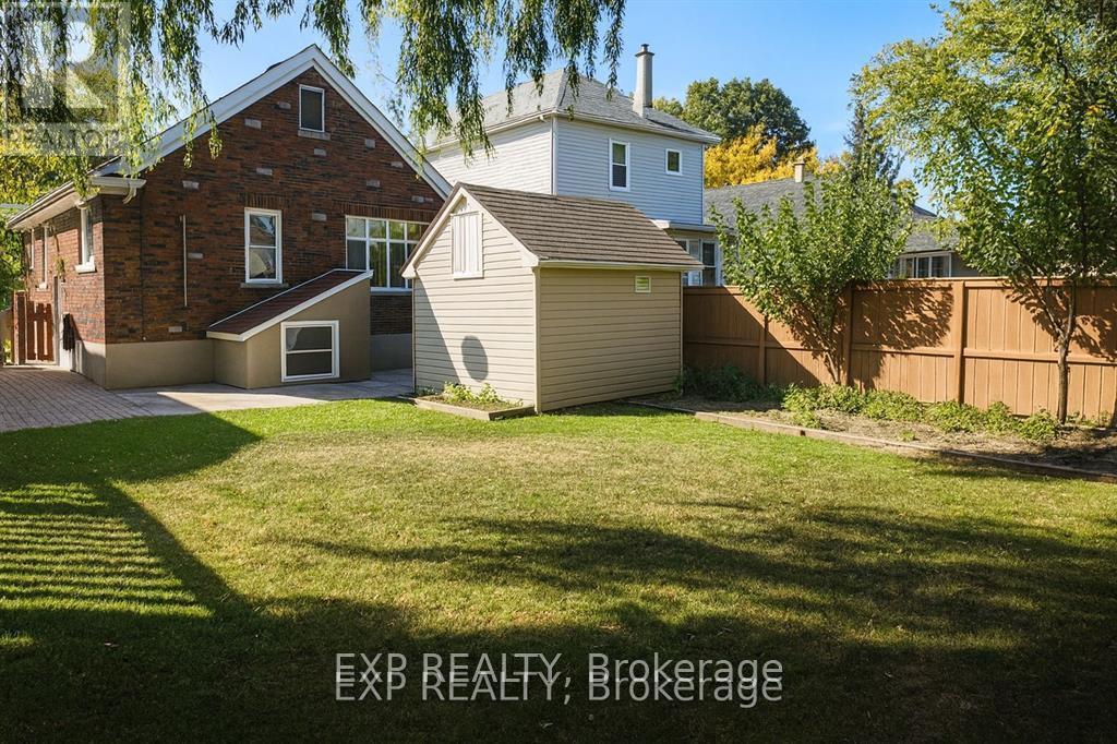 Residential in St. Catharines (E. Chester) 2