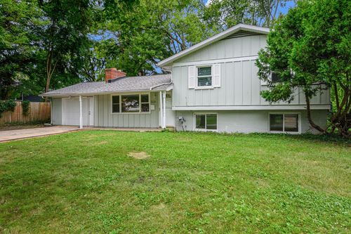 1026 Eldridge Dr, Kalamazoo, MI, 49006-5444 | Card Image