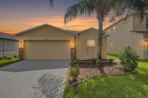 7838 Carriage Pointe Dr, GIBSONTON, FL, 33534-3005 | Card Image