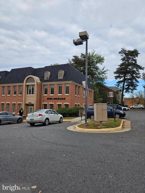 4k-7008 Little River Tpke, ANNANDALE, VA, 22003-5955 | Card Image