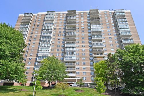 2444 Madison Rd, Cincinnati, OH, 45208-1256 | Card Image