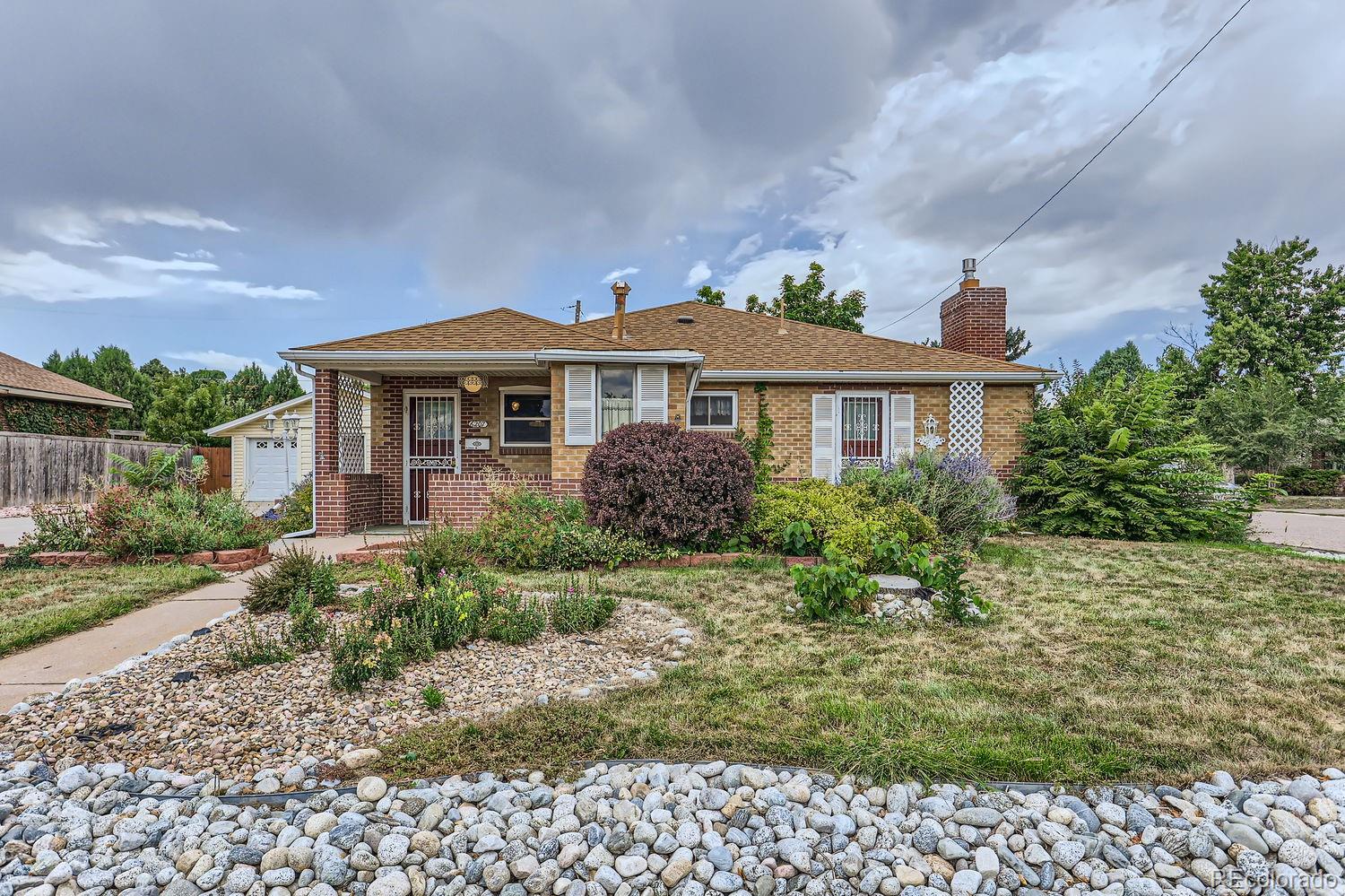 Hill St, Littleton, CO 80120