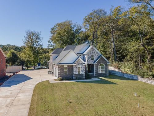 601 Joyce Ave, Lewisburg, TN, 37091-3677 | Card Image