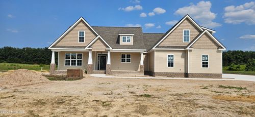 145 Eagle Point Ln, Clinton, NC, 28328-1524 | Card Image
