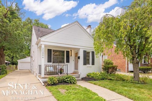 20894 Lochmoor St, Harper Woods, MI, 48225-1725 | Card Image