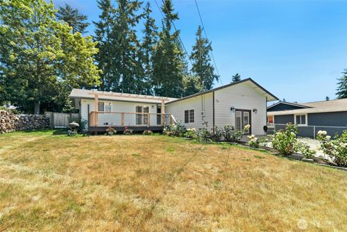 444 Marine View Pl, Camano Island, WA, 98282-7695 | Card Image