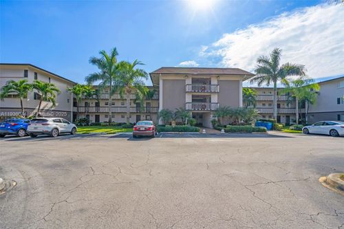 apt-202-4900 Washington St, Hollywood, FL, 33021-7656 | Card Image
