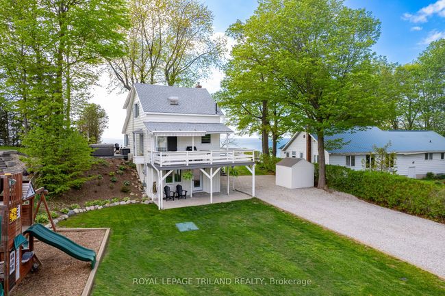 71365 Branch 2 Rd N, House other with 3 bedrooms, 2 bathrooms and 10 parking in Dashwood ON | Image 38