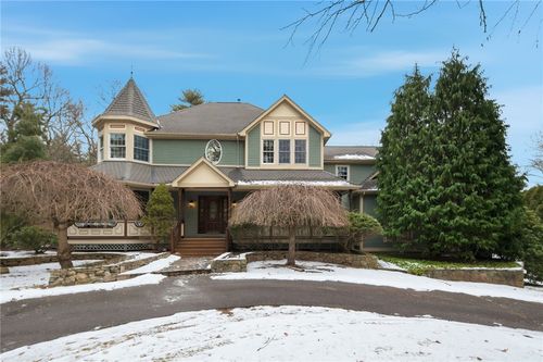 396 Love Ln, Warwick, RI, 02886 | Card Image