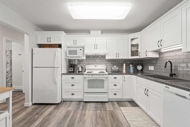 18 - 18960 Advent Rd, Townhouse with 2 bedrooms, 2 bathrooms and 2 parking in Pitt Meadows BC | Image 7