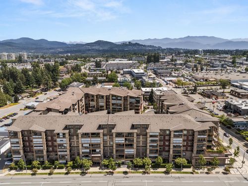 132-2860 Trethewey St, Abbotsford, BC, V2T0G5 | Card Image