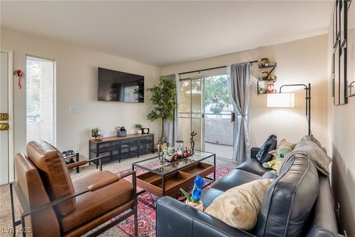 unit-201-3115 Casey Dr, Las Vegas, NV, 89120-5108 | Card Image