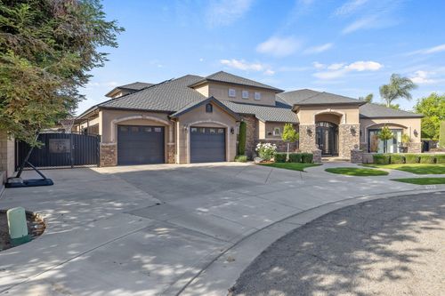 1618 Glen Ellen Ct, Tulare, CA, 93274-1647 | Card Image