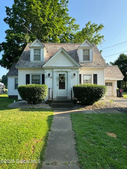 23 Ferry Blvd, South Glens Falls, NY, 12803-4955 | Card Image