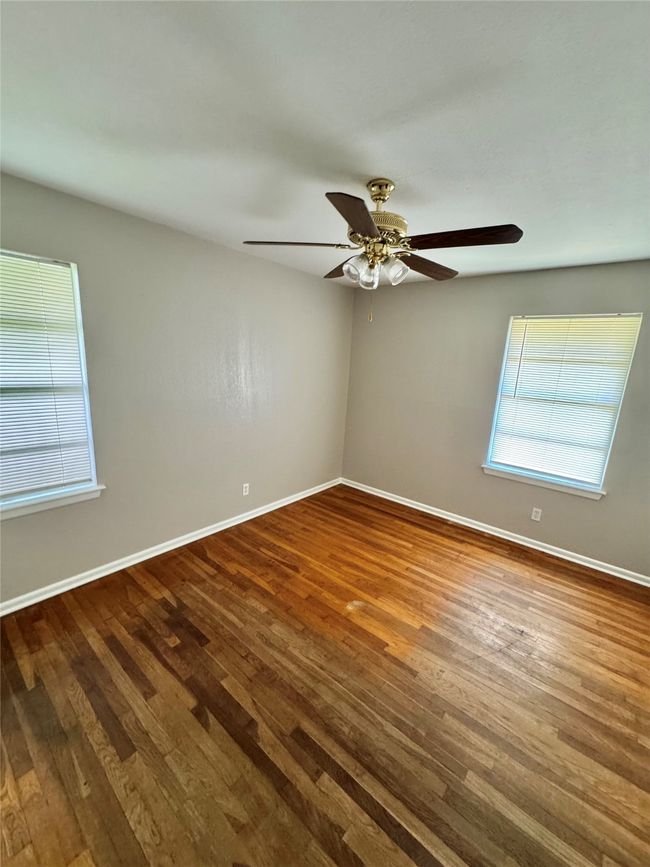 2358 Inadale Ave, House other with 3 bedrooms, 2 bathrooms and null parking in Dallas TX | Image 8