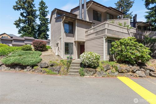 33-1555 Union Ave Ne, Renton, WA, 98059-3968 | Card Image