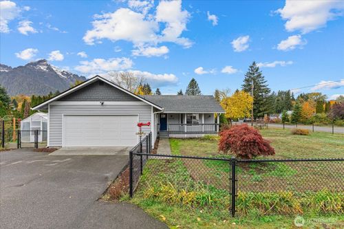 1175 Darrington St, Darrington, WA, 98241-9321 | Card Image