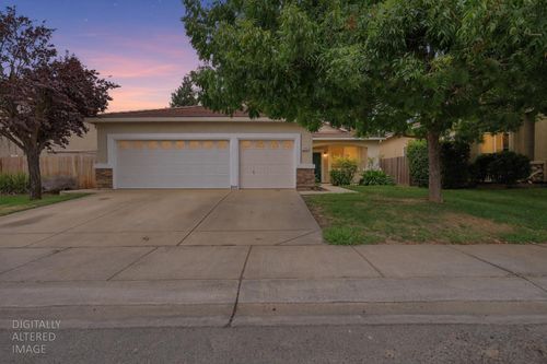 229 Royal River Dr, Yuba City, CA, 95991-8451 | Card Image
