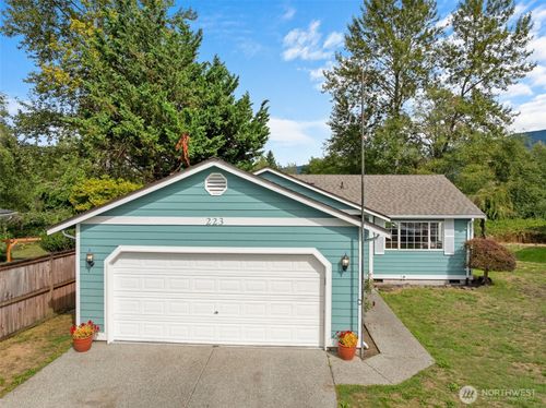 223 Nugget Road, Gold Bar, WA, 98251 | Card Image