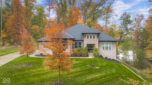 5059 Oak Ridge Trl, Columbus, IN, 47201-5143 | Card Image