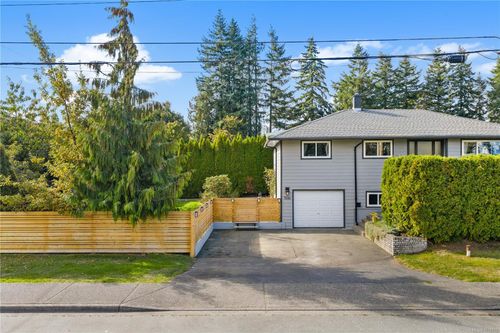 506 Charles Pl, Campbell River, BC, V9W3Y2 | Card Image