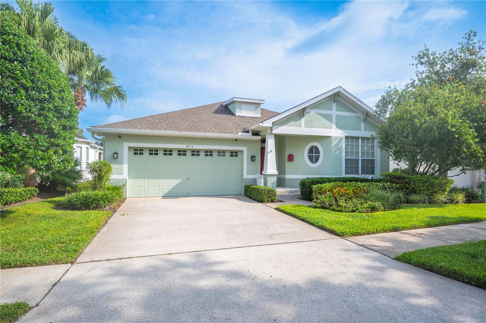 Corsage Dr, Lutz, FL 33558